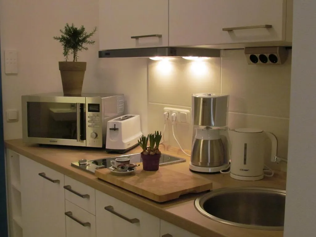 Amenity-Garden-Apartments Munich Apartment