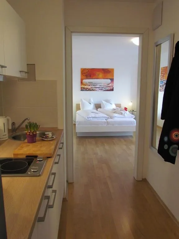Apartment Amenity-Garden-Apartments Munich