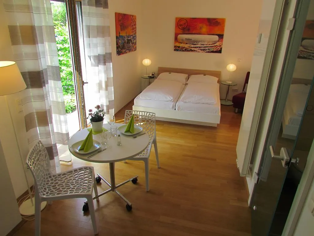 Apartment Amenity-Garden-Apartments Munich Germany